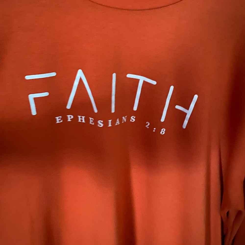 Faith pullover top - Picture 2 of 5